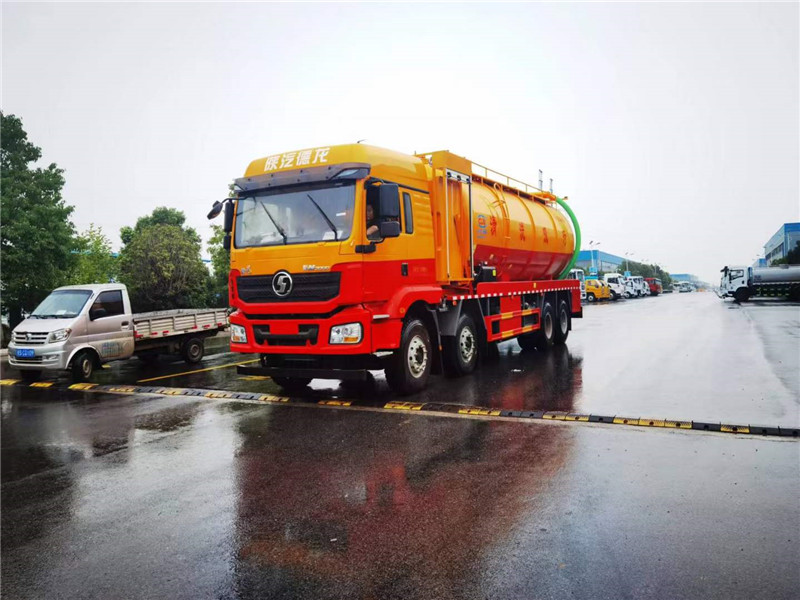 33方清洗吸污車廠家價格優(yōu)惠力度大